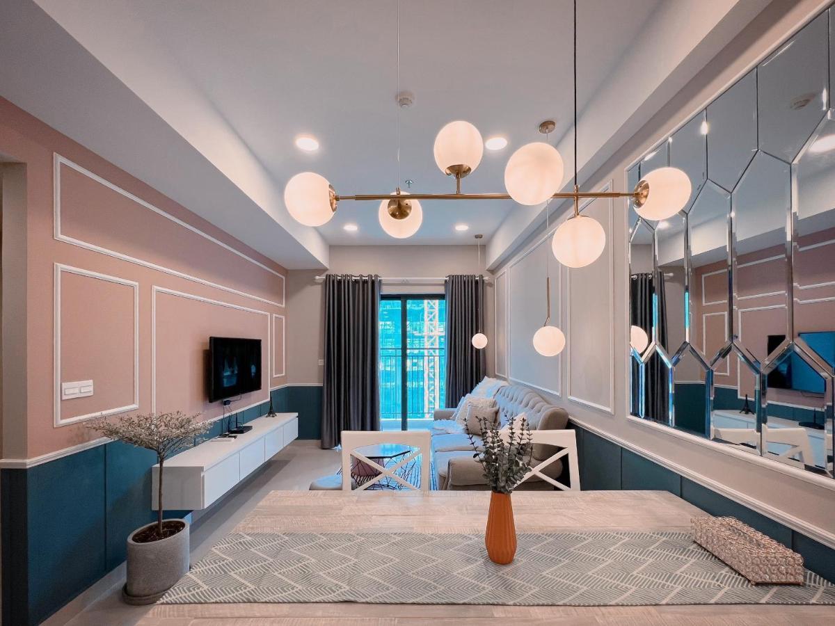 Yu Stay Lux And Cozy 2Bedrs In Soho Residence Near Bui Vien Walking Street Thành Pho Ho Chí Minh Esterno foto