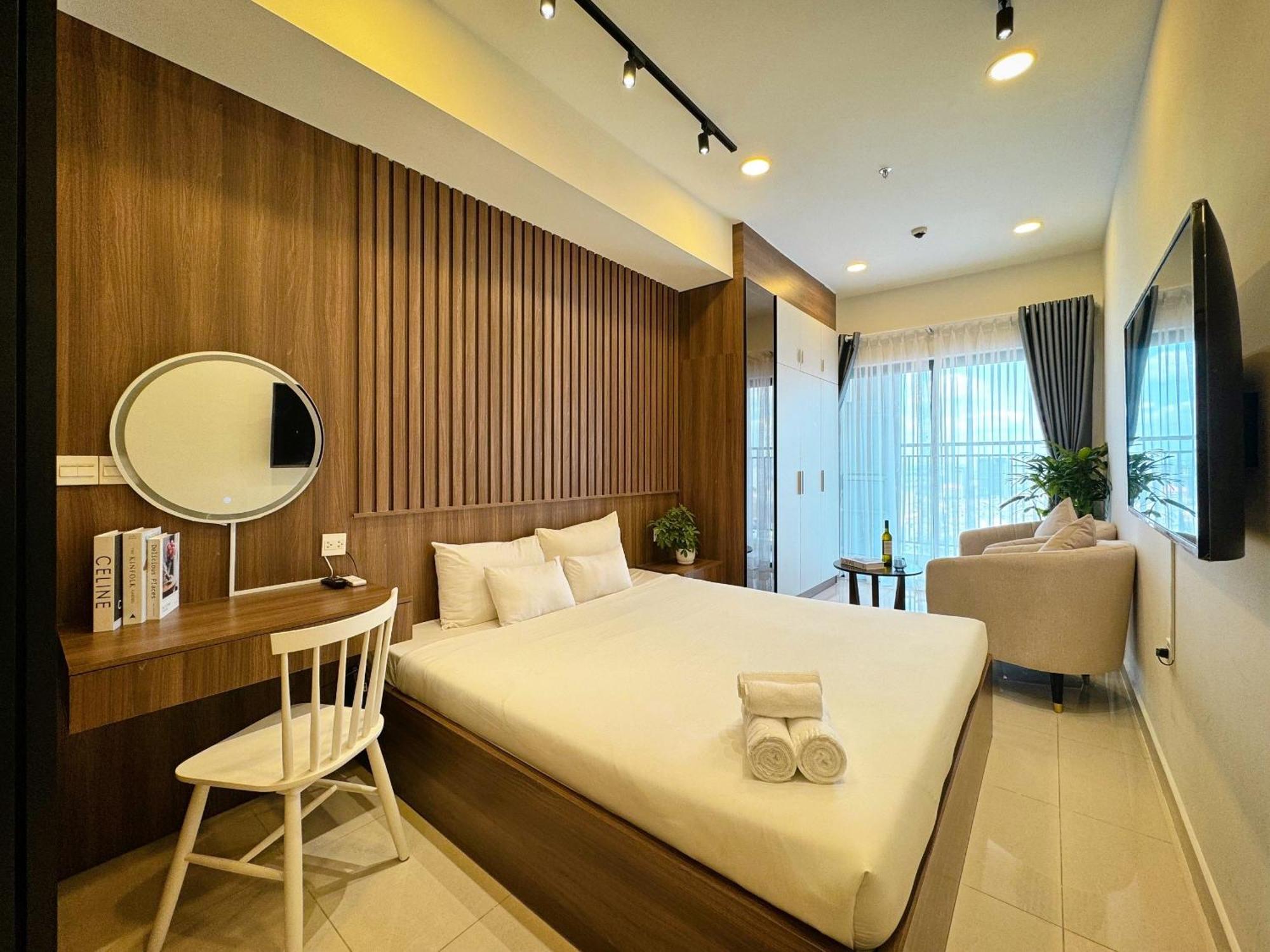 Yu Stay Lux And Cozy 2Bedrs In Soho Residence Near Bui Vien Walking Street Thành Pho Ho Chí Minh Esterno foto